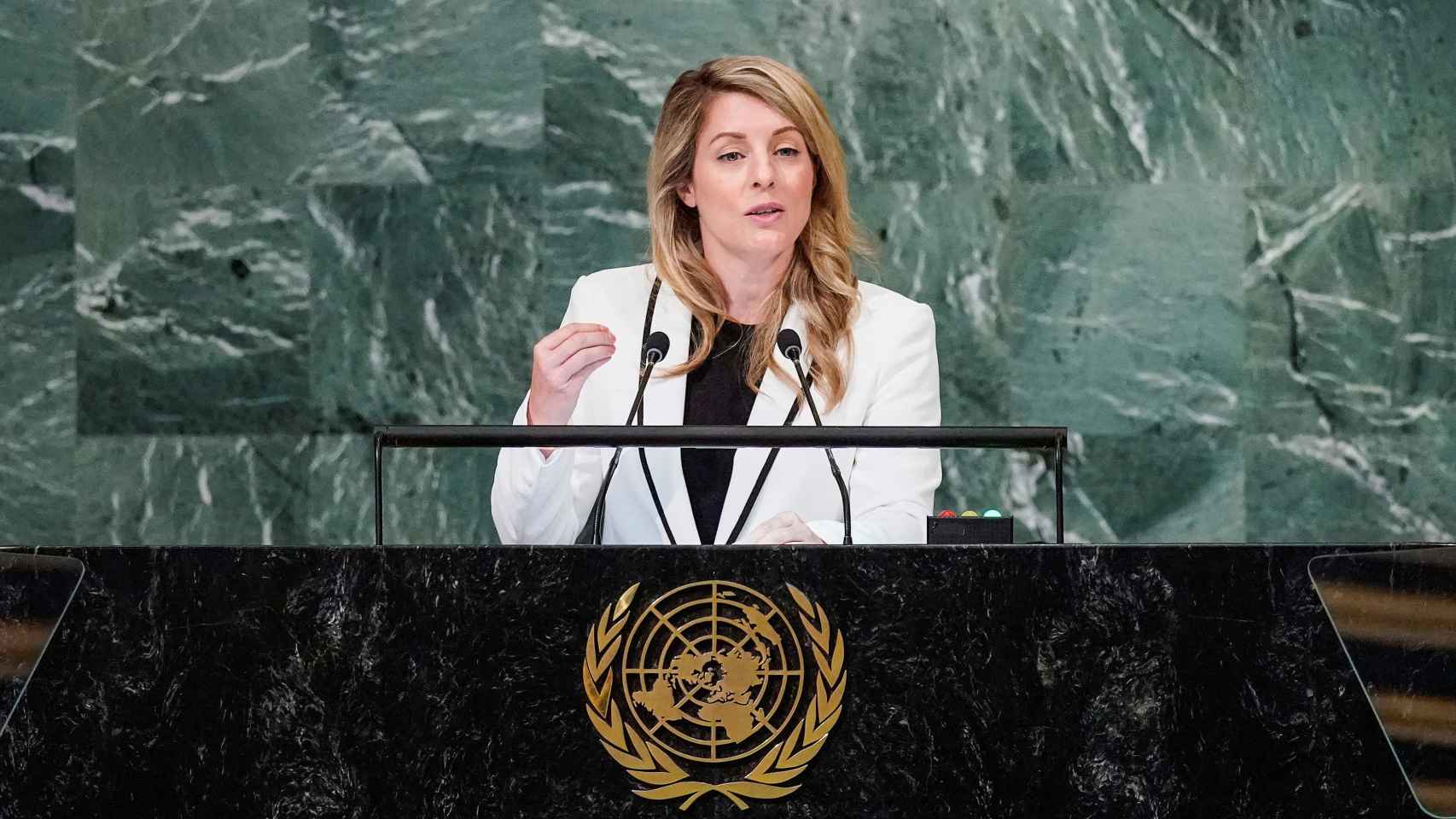 La ministra de Relaciones Exteriores de Canadá, Melanie Joly, en la 77.ª sesión de la Asamblea General de las Naciones Unidas el 26 de septiembre de 2022