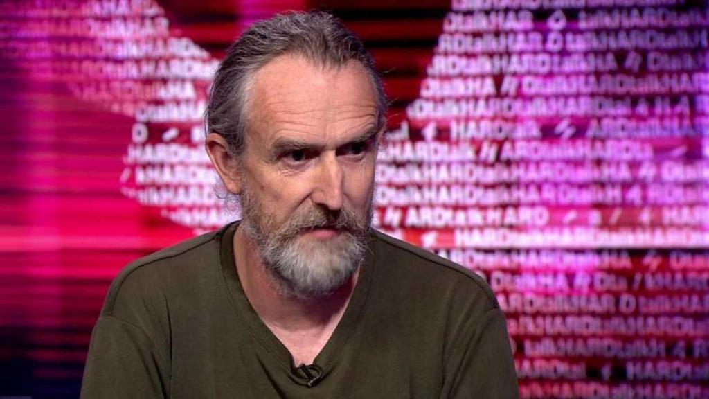 Roger Hallam, uno de los fundadores de Extinction Rebellion, durante una entrevista en la BBC.