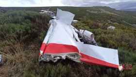 Imagen de los restos de la aeronave accidentada.
