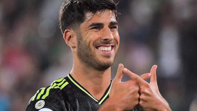 Marco Asensio celebra un gol con el Real Madrid ante el Elche