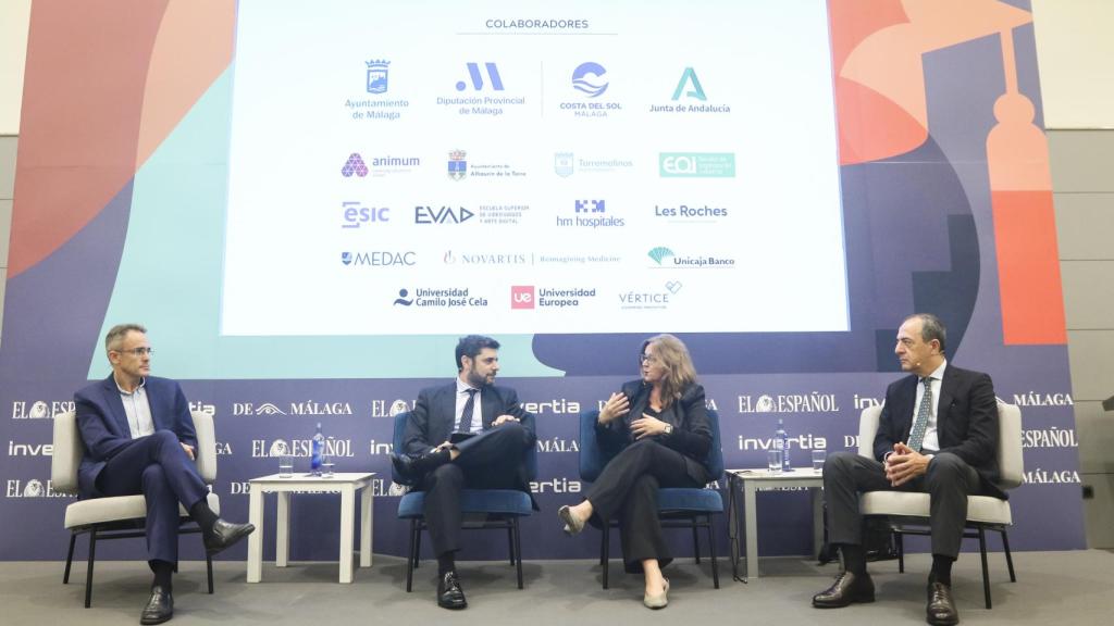 Participantes en la mesa redonda 'Málaga como ejemplo de formación, atracción y retención de talento tecnológico'.