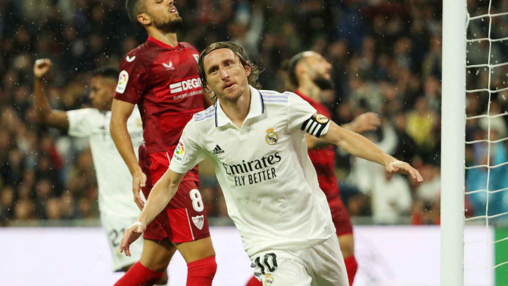 Modric celebra el primer gol del partido