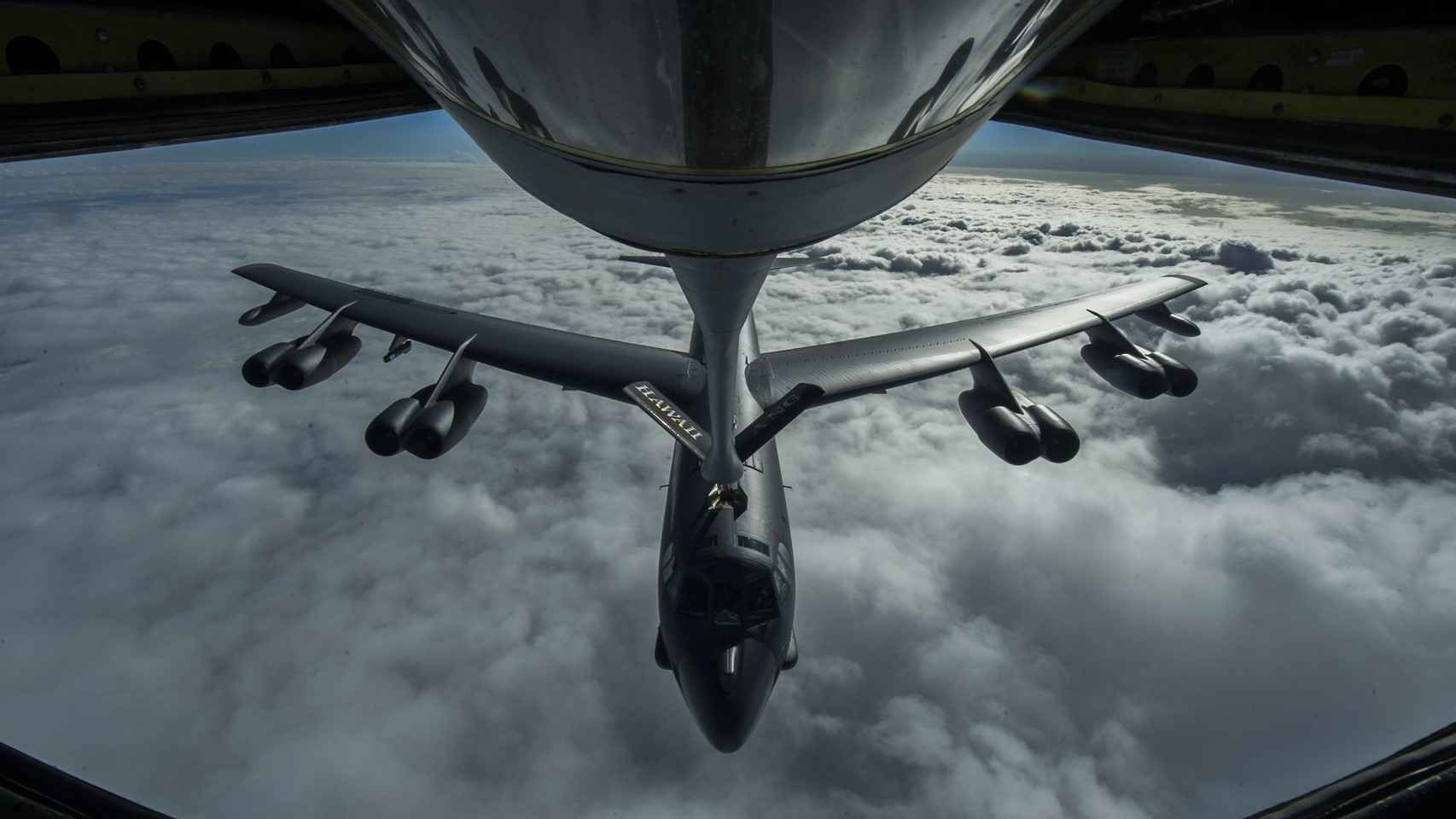 Reabastecimiento en vuelo de un B-52