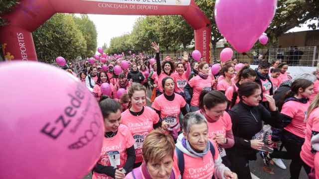 Carrera de la Mujer contra el cáncer de mama de León