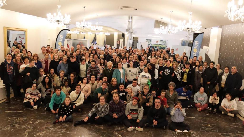 Encuentro autonómico de familias y profesionales del Movimiento Down en Galicia.