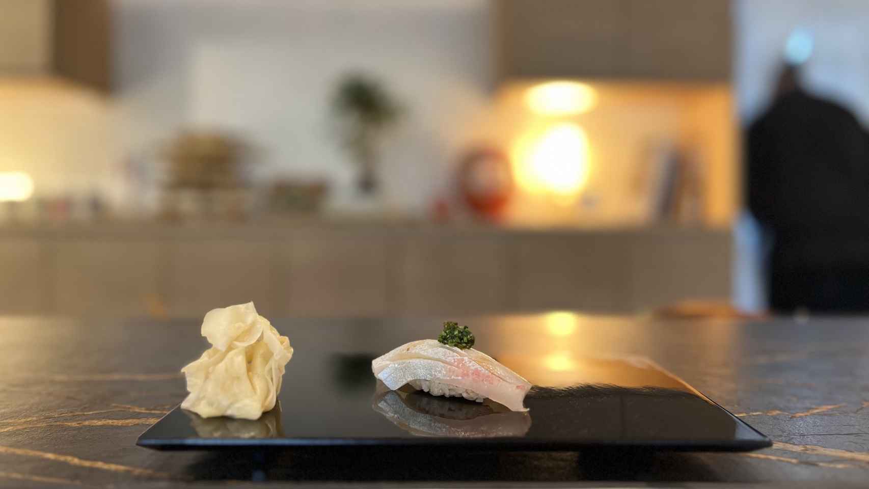 Nigiri servido en la barra de Sushi Bar Hannah