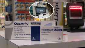 Imagen de los dos medicamentos con más falta de suministro en Castilla y León y una farmacéutica con la herramienta de búsqueda.