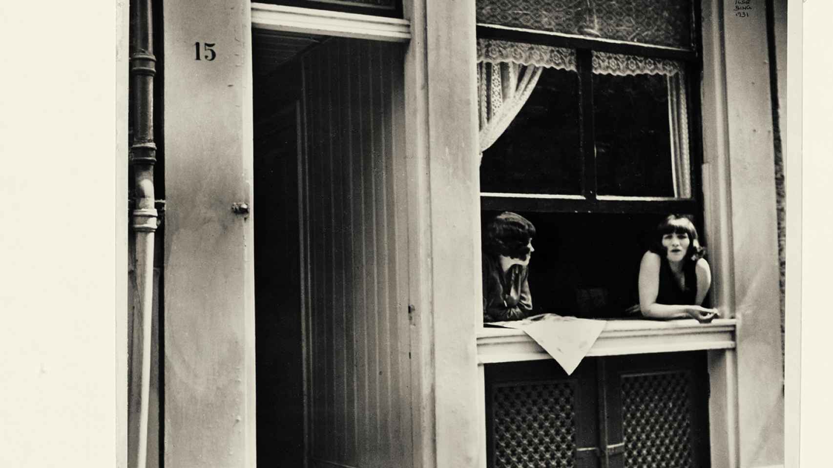 Ilse Bing: 'Prostitutas, Ámsterdam', 1931. © Estate of Ilse Bing / Foto: Jeffrey Sturges