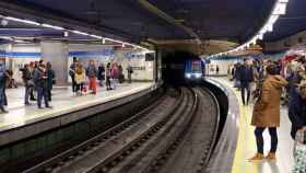 ¿Por qué el Metro de Madrid circula por la izquierda?