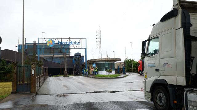 Fábrica de la empresa Ferroglobe,  en Santander.