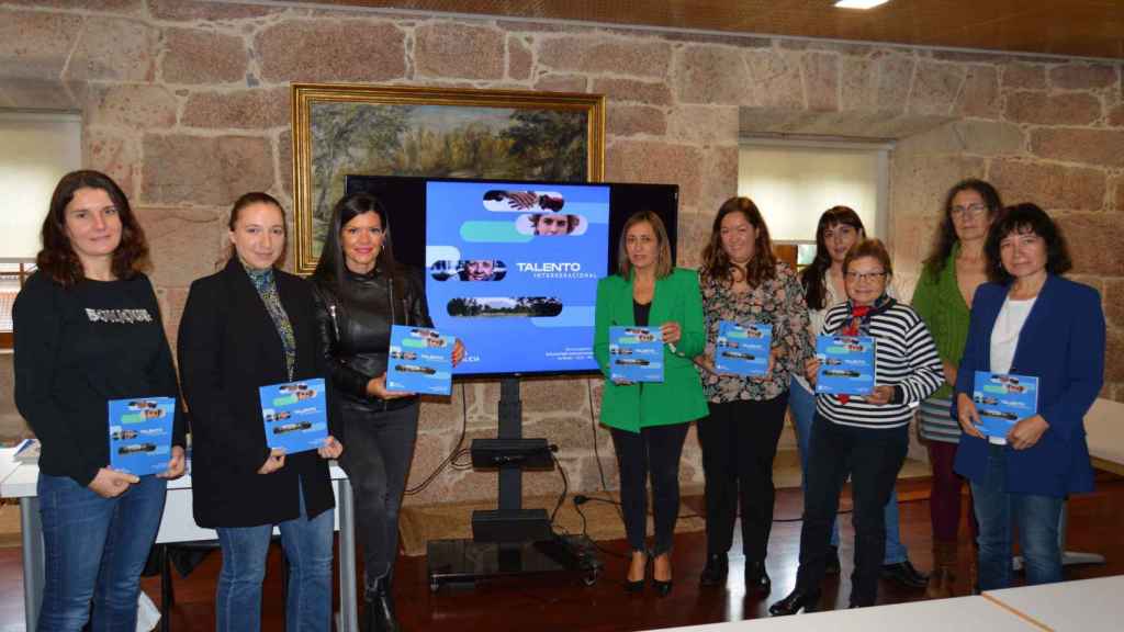 Presentación del programa de voluntariado intergeneracional de la Xunta en Mos (Pontevedra).
