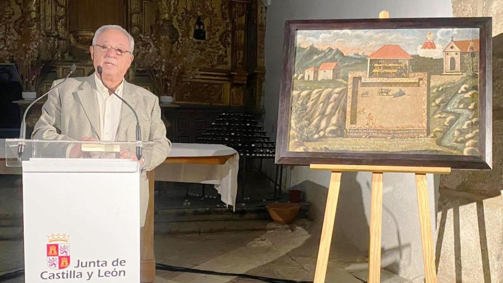 El consejero de Cultura, Turismo y Deporte, Gonzalo Santonja, en la presentación del cuadro restaurado