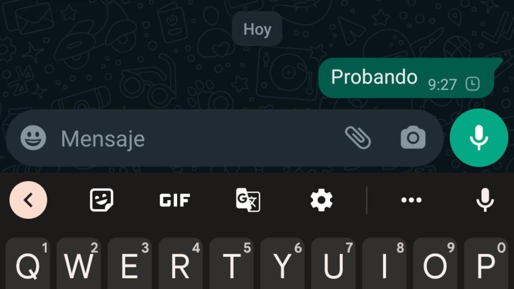 Los mensajes de WhatsApp no se envían y aparece el icono del reloj