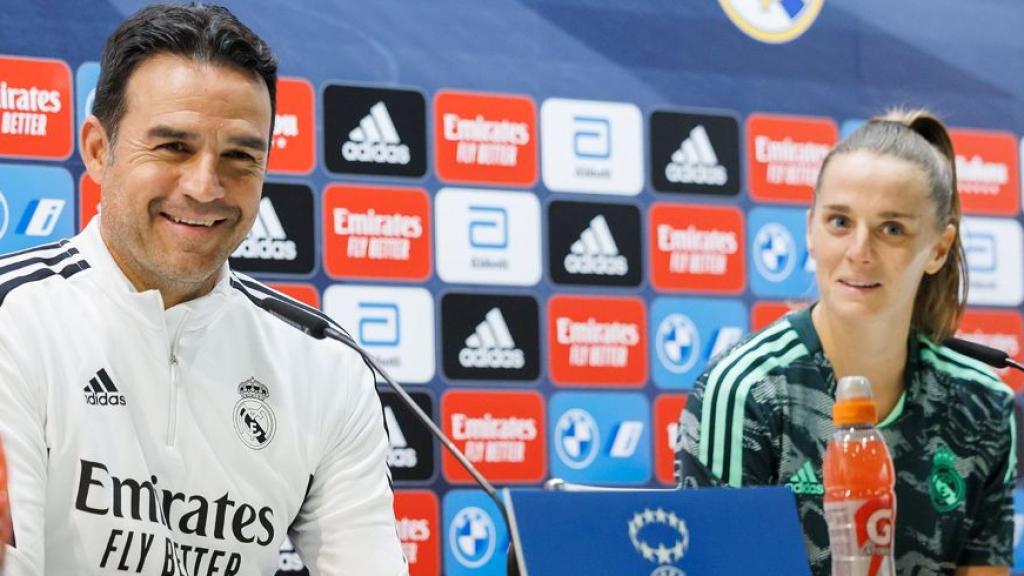 Alberto Toril y Sandie Toletti, en rueda de prensa de la Women's Champions League