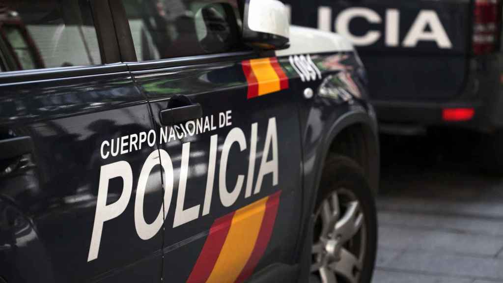 Varios vehículos de la Policía Nacional en una imagen de archivo.