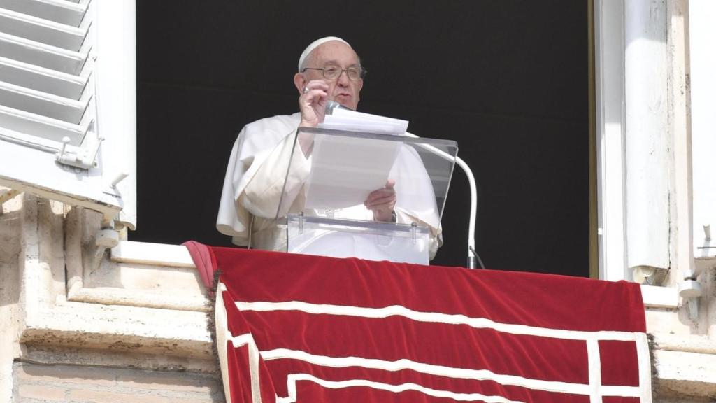El Papa Francisco durante el ángelus del domingo 23 de octubre.