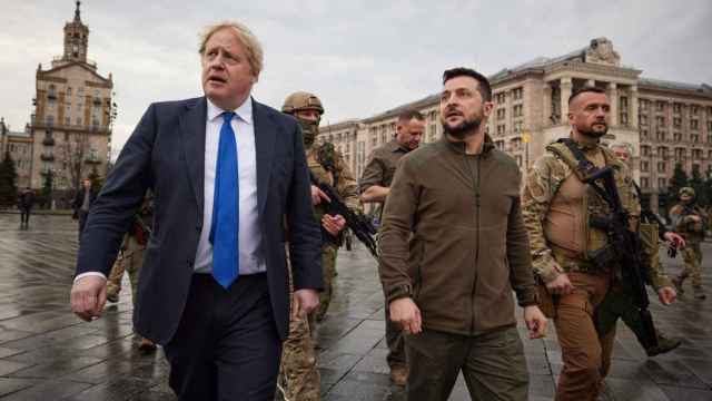 Boris Johnson y Volodimir Zelenski en Kiev el pasado mes de abril en plena invasión de Rusia.