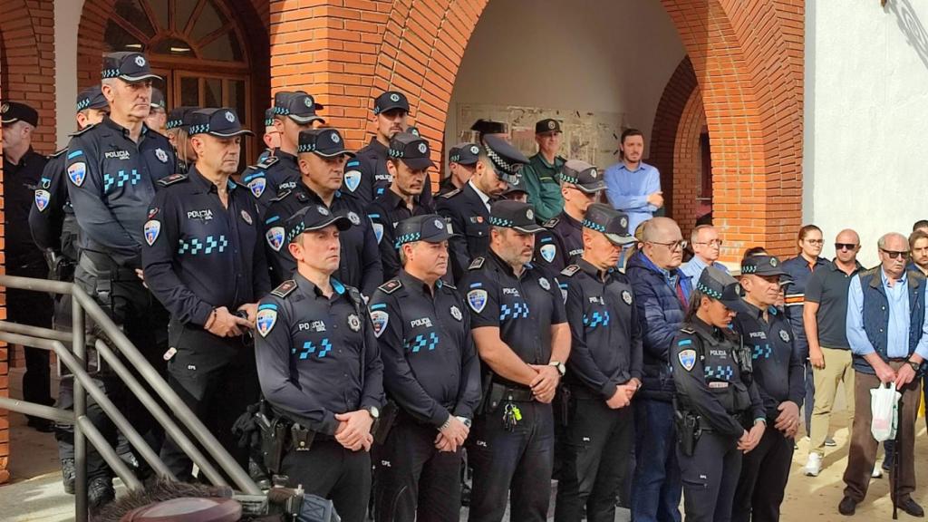 Policía Local rinde homenaje a los dos fallecidos en el tiroteo mortal de Ciudad Real.