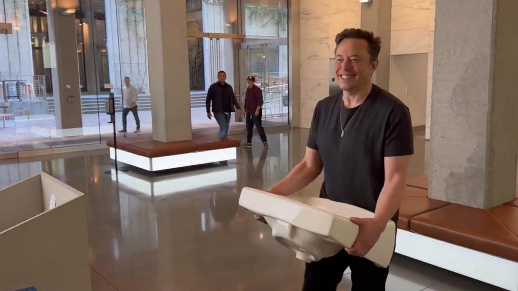 Elon Musk a su entrada en Twitter.