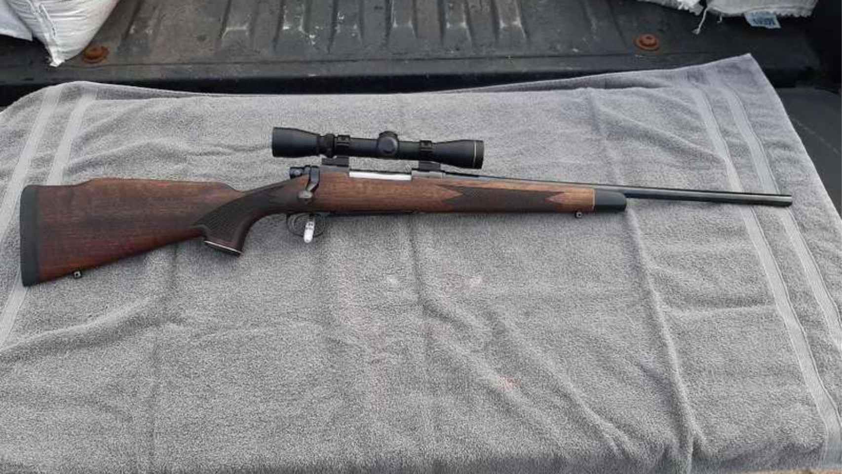 Un rifle Remington 700 30-06