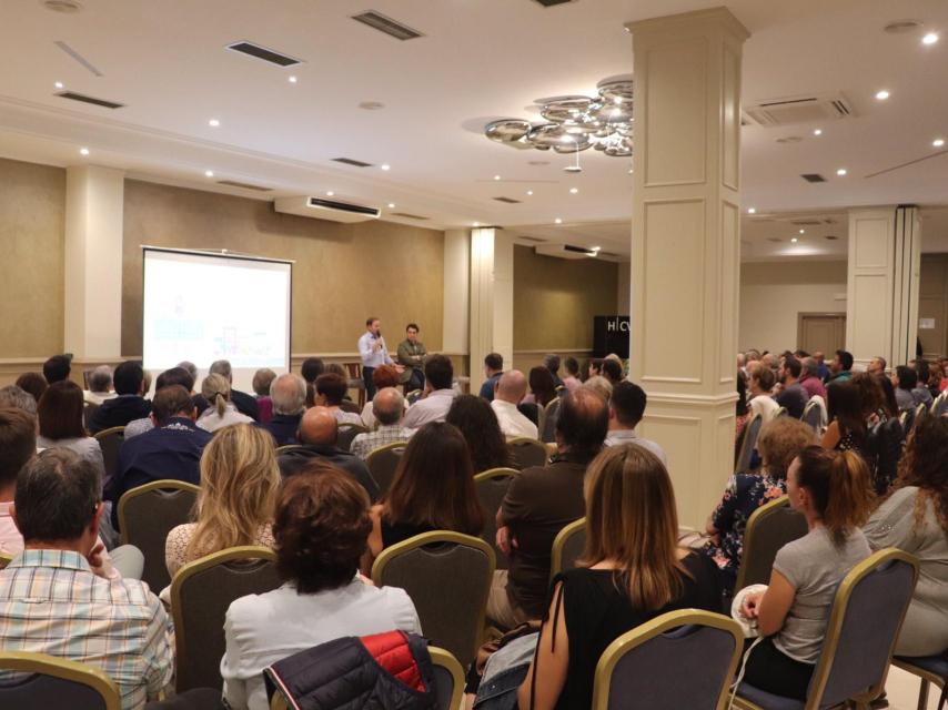 Imagen de archivo de una asamblea de Vamos Palencia.