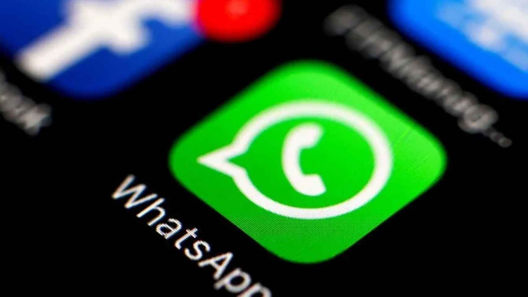 Detienen a un menor por difundir en un grupo de WhatsApp de 100 personas vídeos íntimos de una amiga