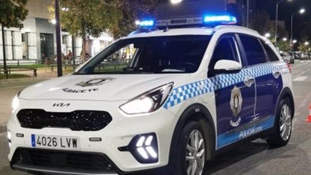 Vehículo de la Policía Local de Albacete