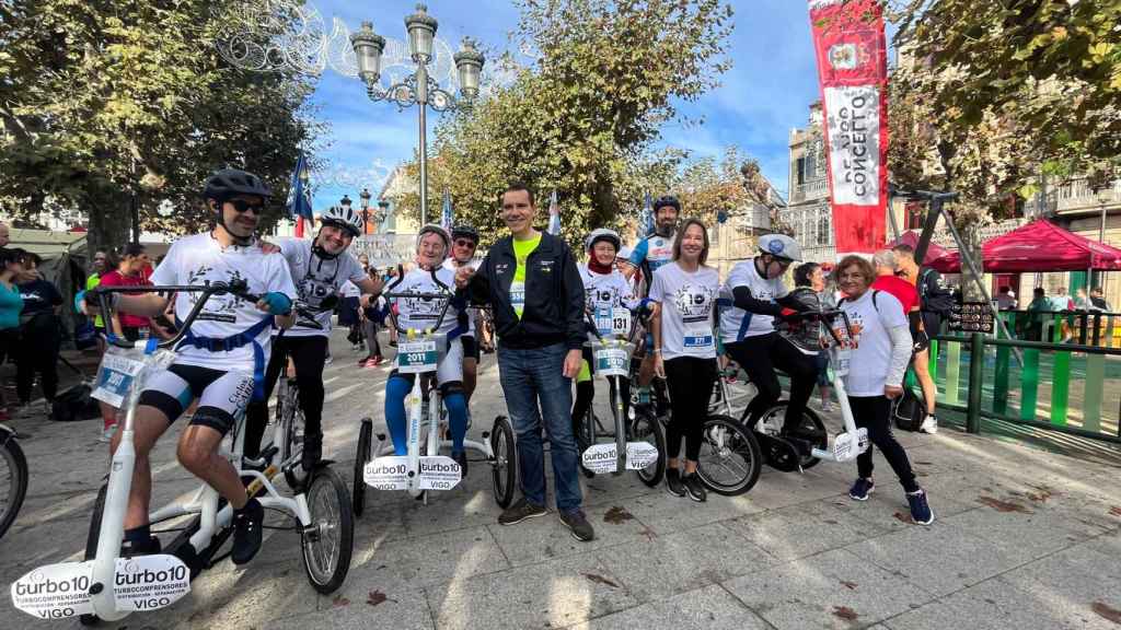 La X Carrera Solidaria por la Esclerosis Múltiple reúne a 1.200 personas en Vigo