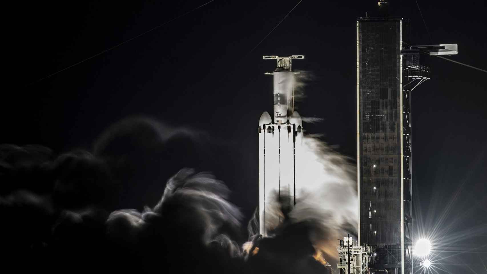 Prueba de encendido del Falcon Heavy