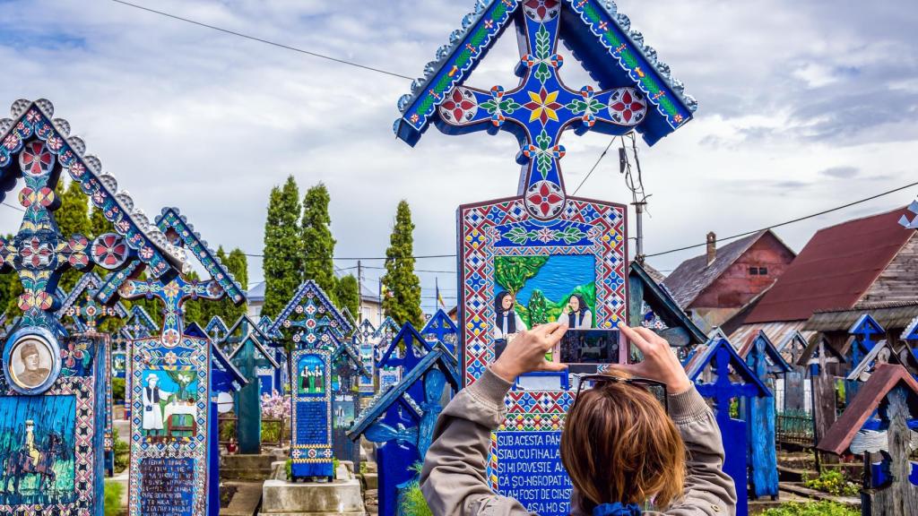 Cementerio Alegre, Sapanta