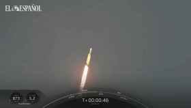 Así ha sido el espectacular lanzamiento del cohete más potente de SpaceX, el Falcon Heavy