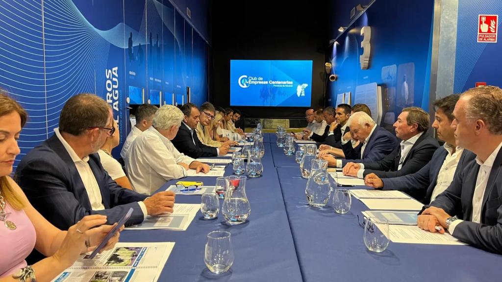 AEFA, en una reunión con la Cámara de Comercio de Alicante.