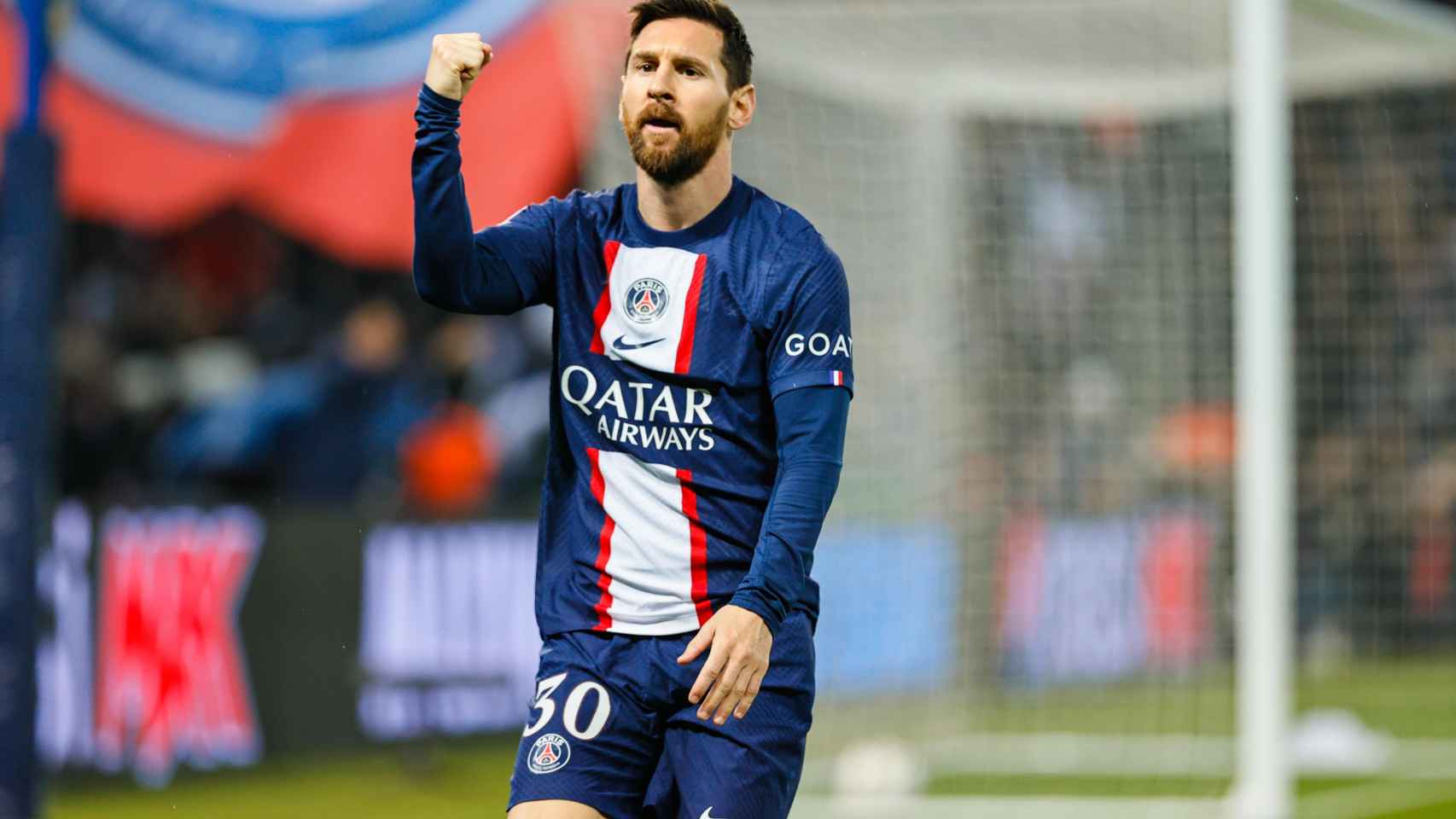 Leo Messi celebra un gol con el PSG