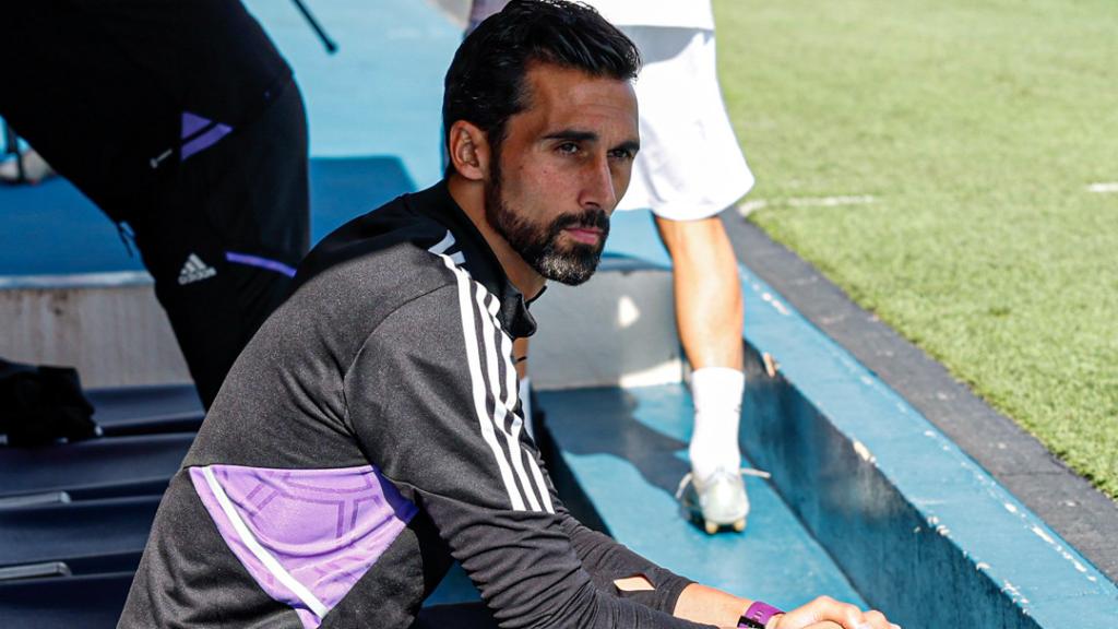 Álvaro Arbeloa, en el banquillo del Real Madrid