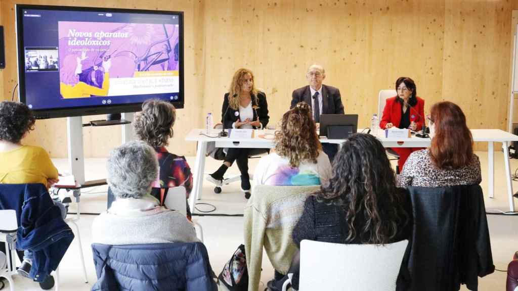 Inauguración del evento ‘Hackeando o patriarcado’ en Vigo.