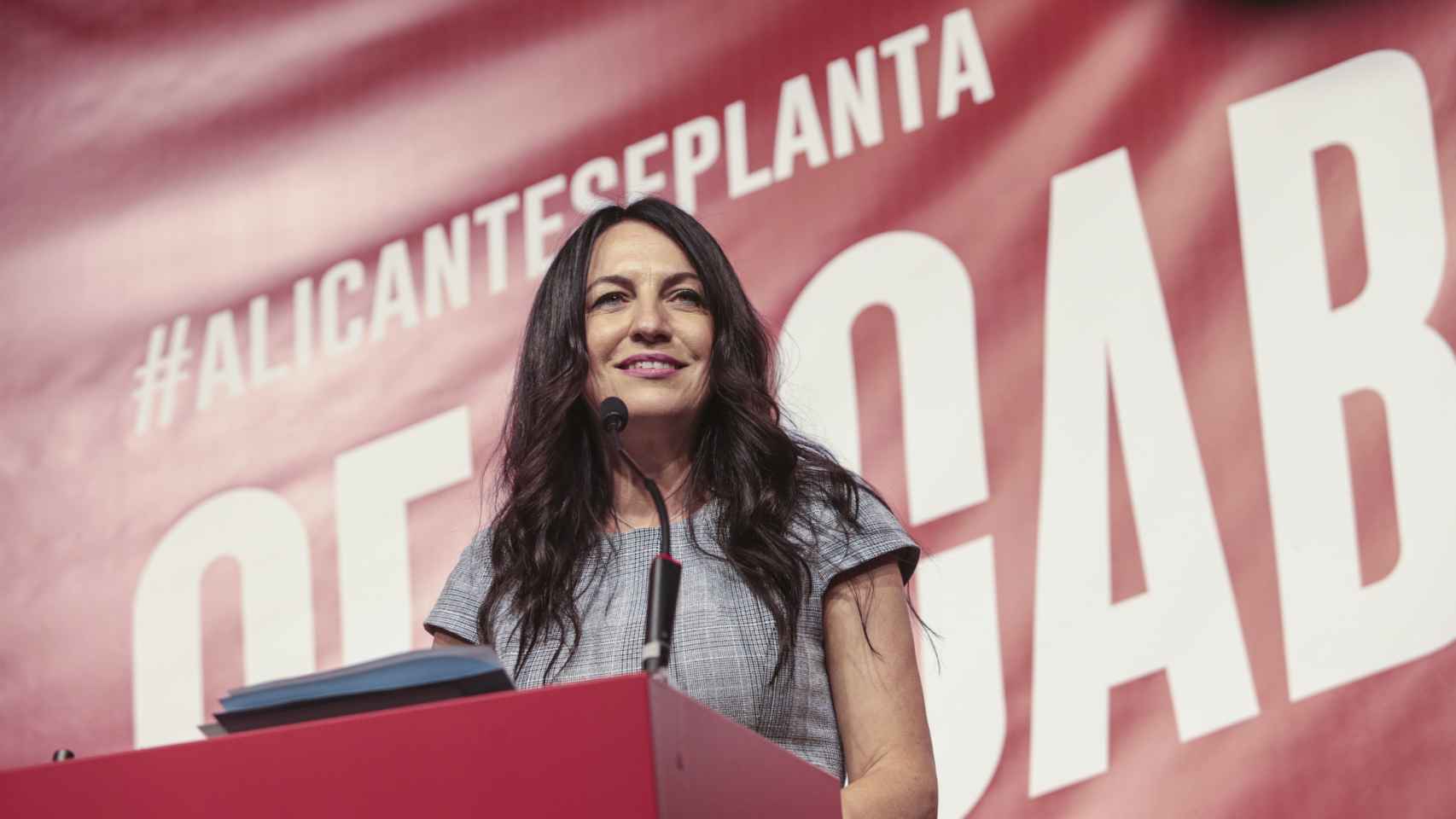 La periodista Luz Sigüenza.