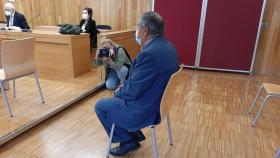 El ex alcalde de Muras (Lugo) no recurrirá la sentencia que le condena a  nueve años y medio por prevaricación.