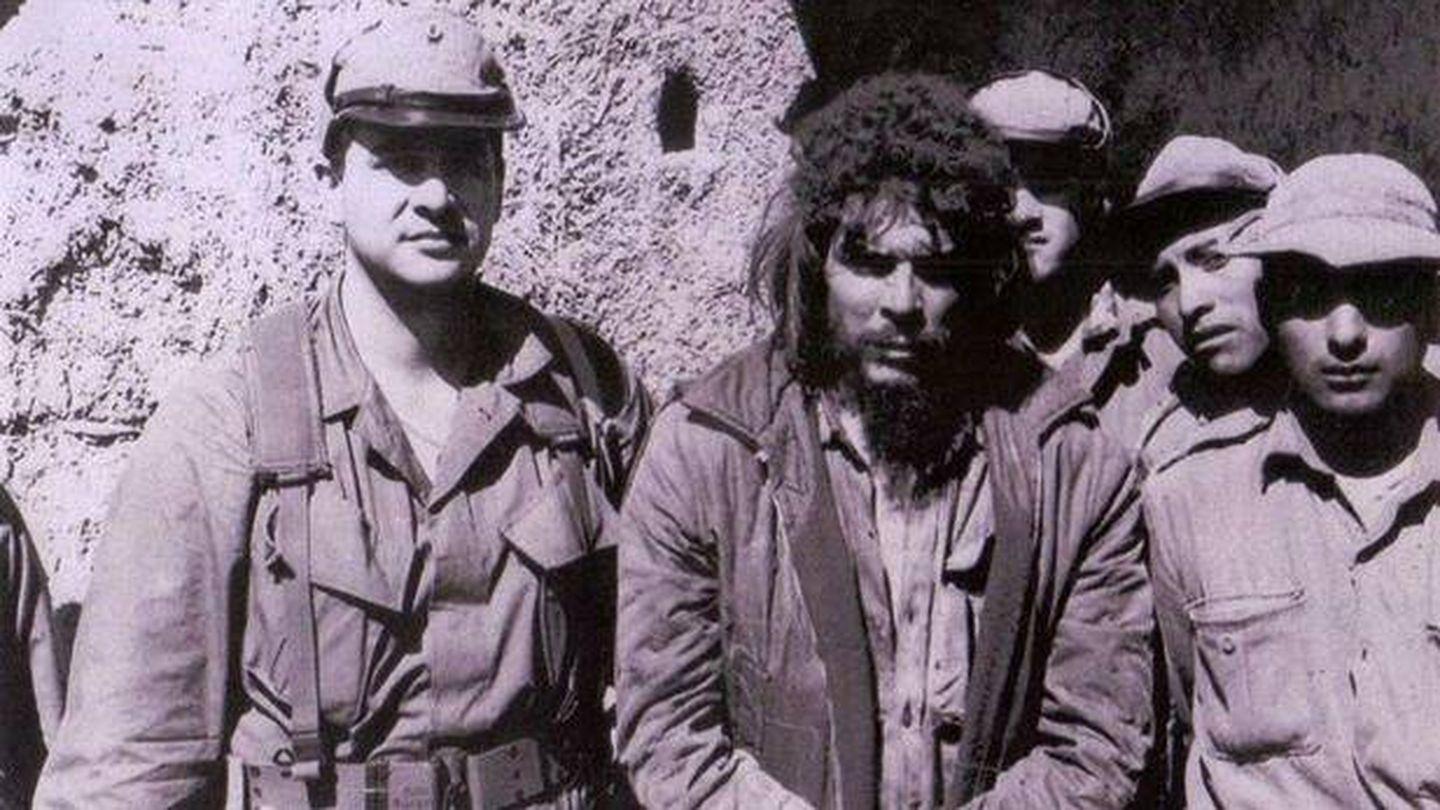 El Che tras su captura. https://www.elconfidencial.com