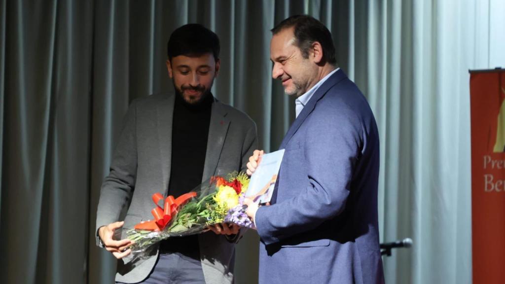 José Luis Ábalos en los Premios Benedicta Rodríguez