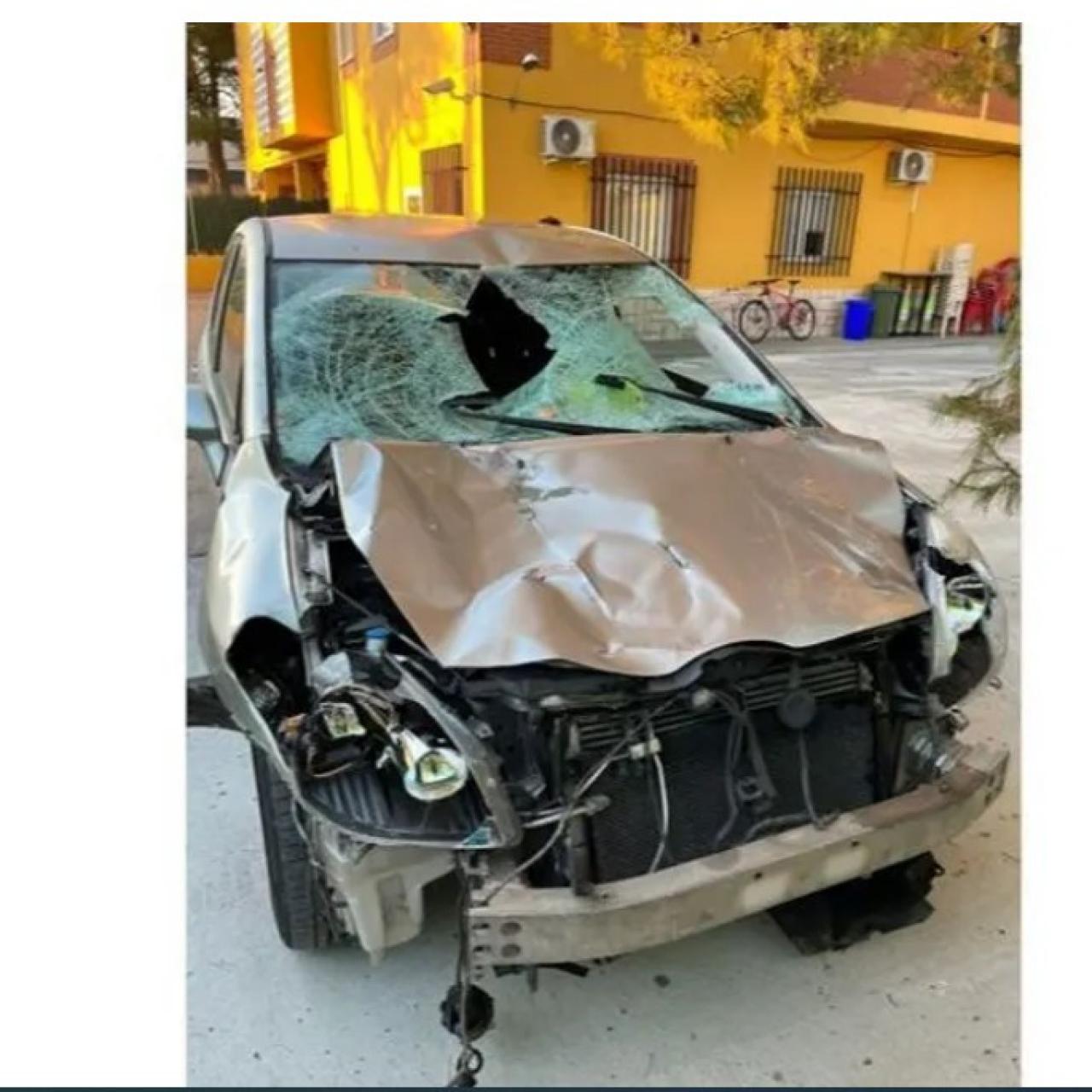 El coche con el que se produjo el atropello grupal en Torrejón de Arsoz.