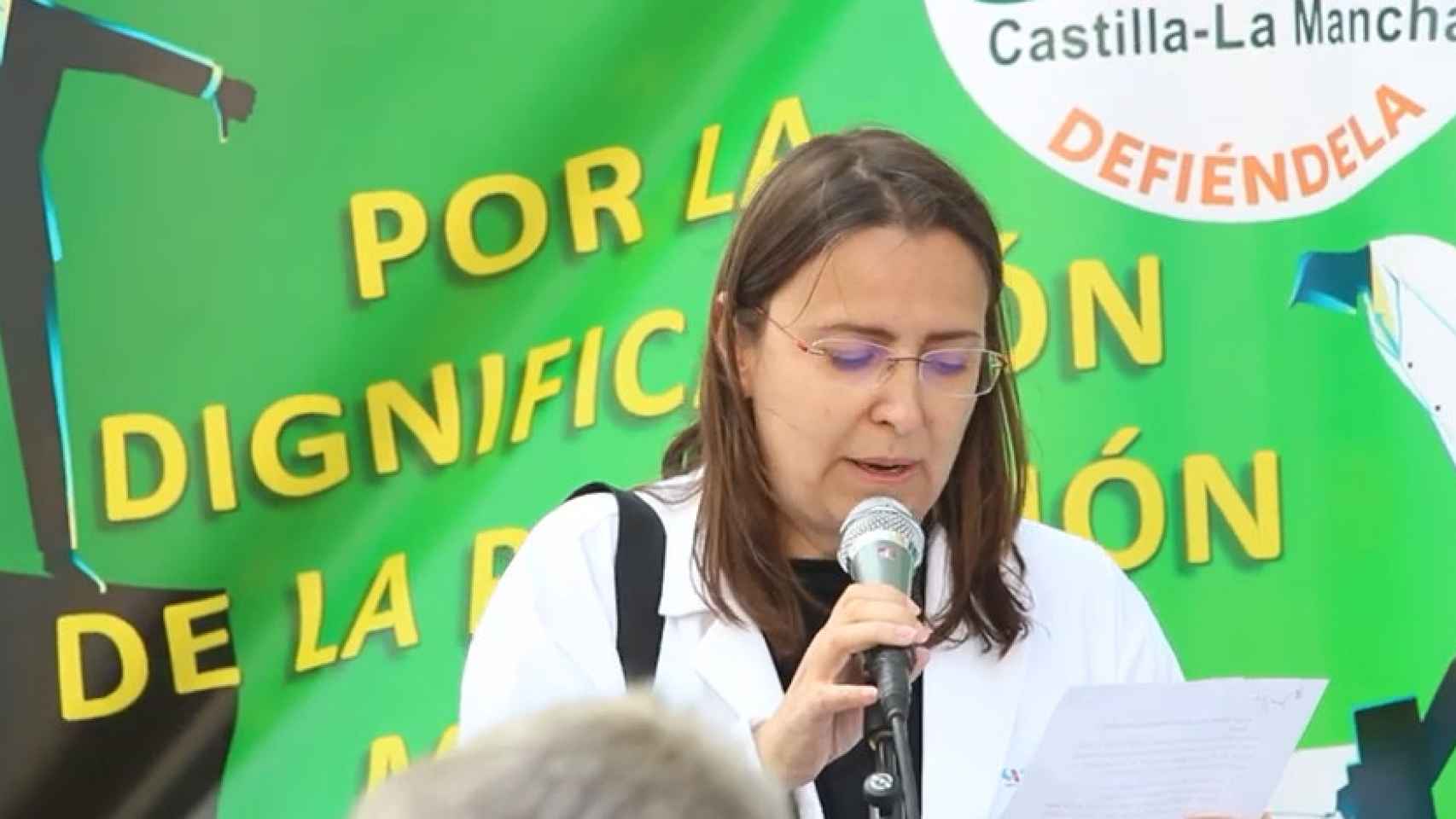 Discurso de Ángela Hernández en contra del maltrato médico