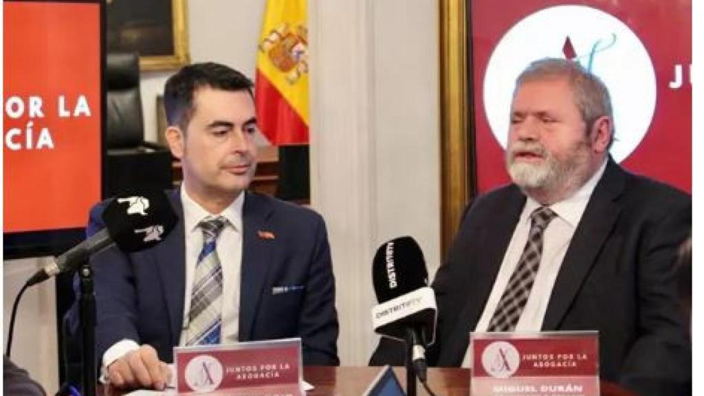 Miguel Durán junto a Jesús Rojo, durante la presentación de su candidatura./