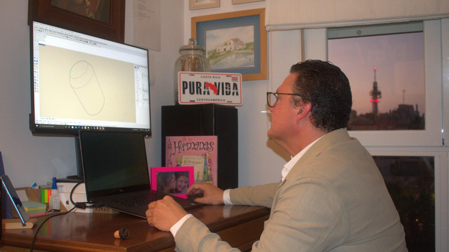 El investigador y profesor de la UCA Miguel Suffo.