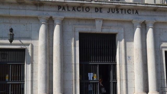 Imagen de la entrada de la Audiencia Provincial de Valladolid