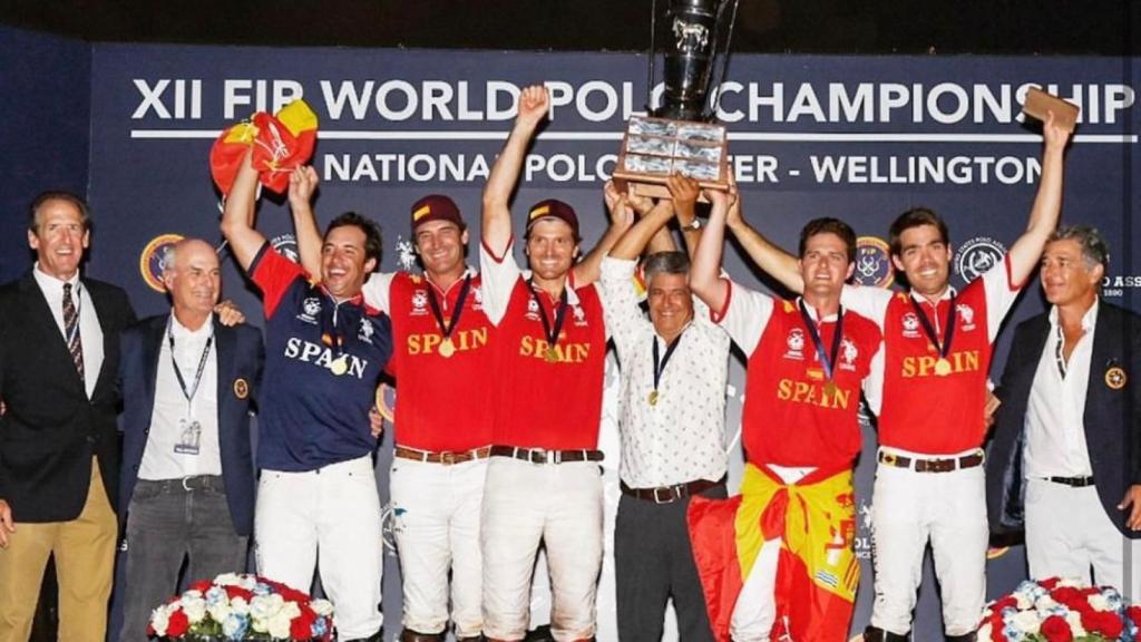 La selección española de polo celebra su victoria en el Mundial 2022 de Estados Unidos