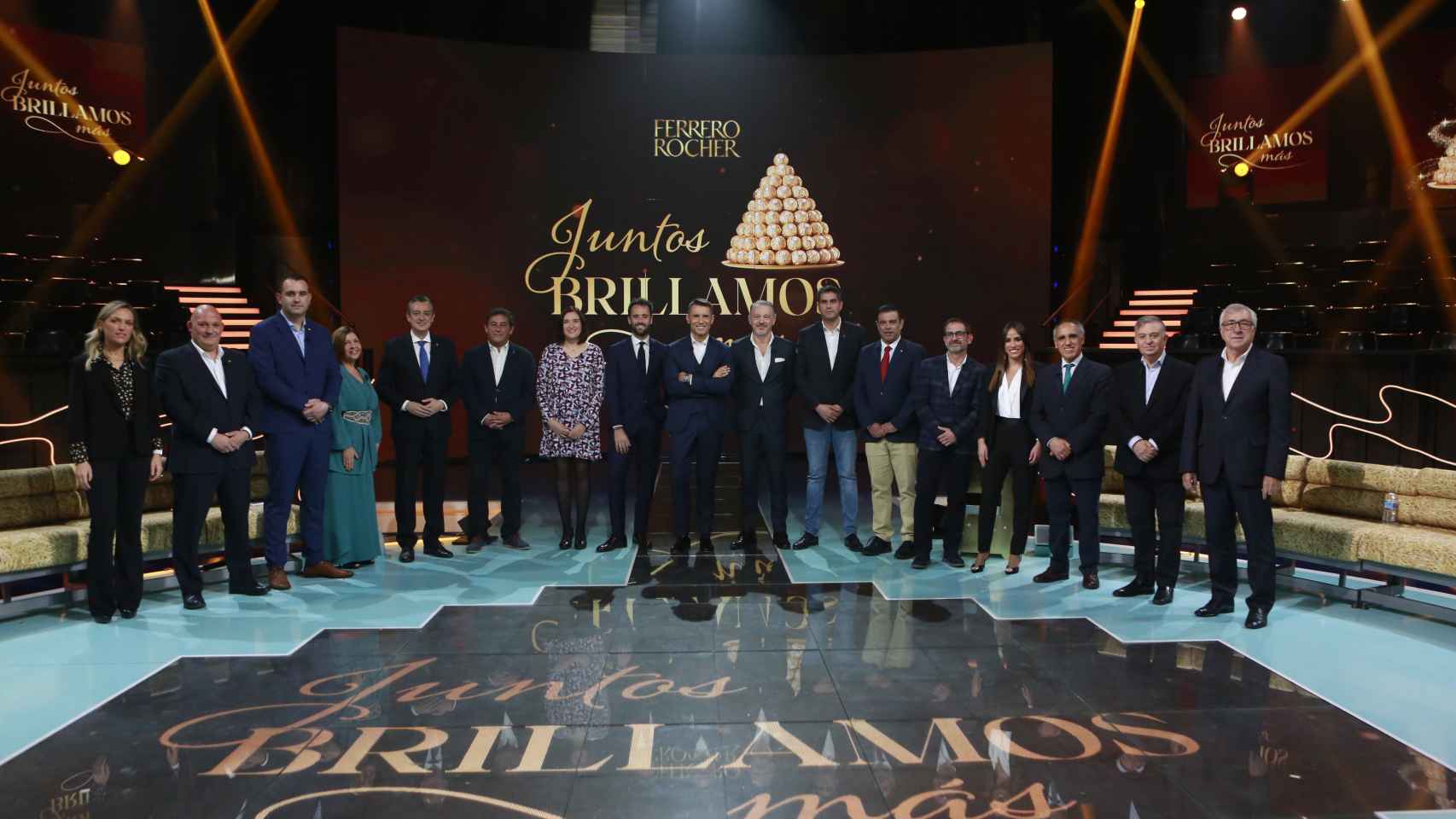 Alcaldes que participan en el concurso navideño de Ferrero