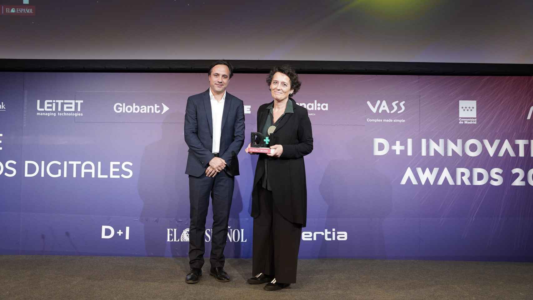 Luis Ureta, director general de Globant en España , y Montse Vendrell, socia del venture capital Alta Life Sciences.