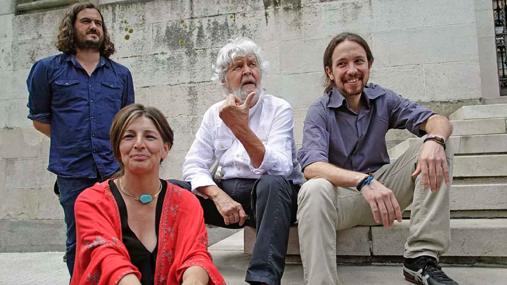 De izquierda a derecha: Antón Sánchez, Yolanda Díaz, Xosé Manuel Beiras y Pablo Iglesias en 2015..
