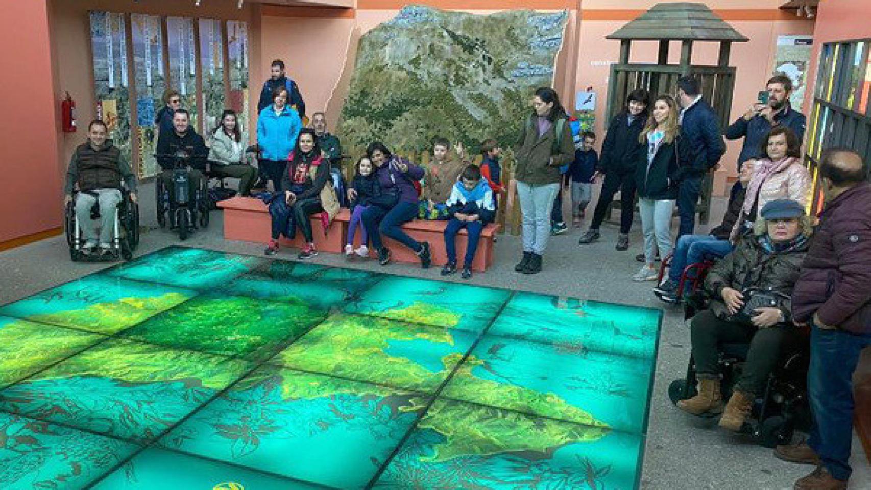 Aspaym organiza una visita guiada por el Parque Natural de Las Batuecas con el fin de poner en valor el turismo accesible
