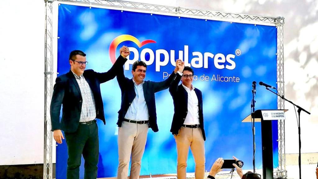 El presidente de los 'populares' en un acto de afiliados del PPCV.